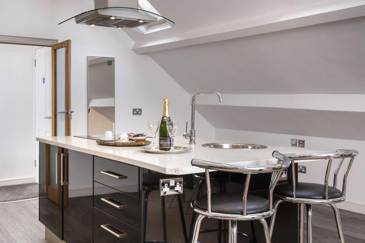 Lincoln House Private 3*