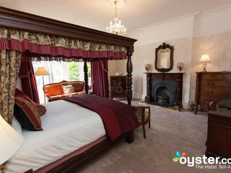 Lincoln House Private 3* Cardiff